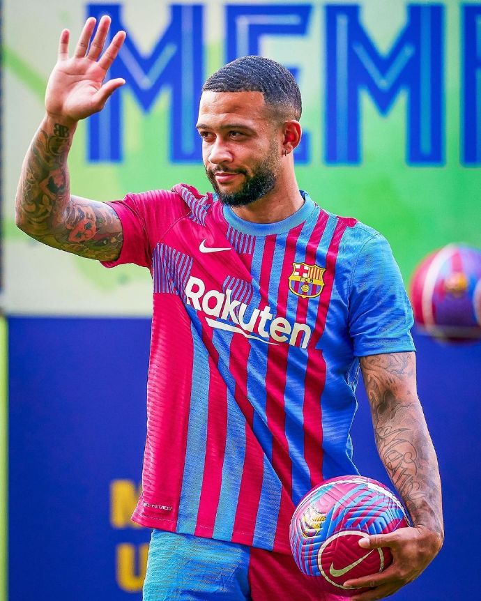 لاعب ليفربول الجديدتعرف على أحدث التعاقدات في أنفيلد